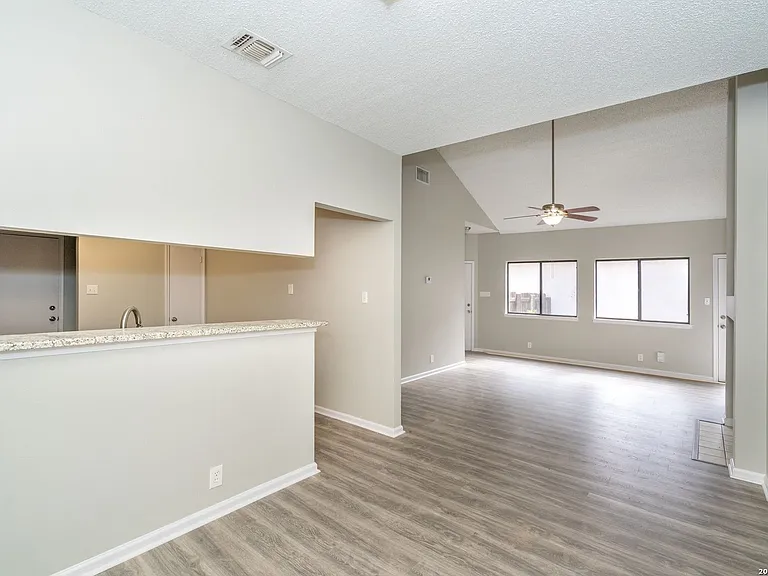 2826 Village Pkwy — Photo 8