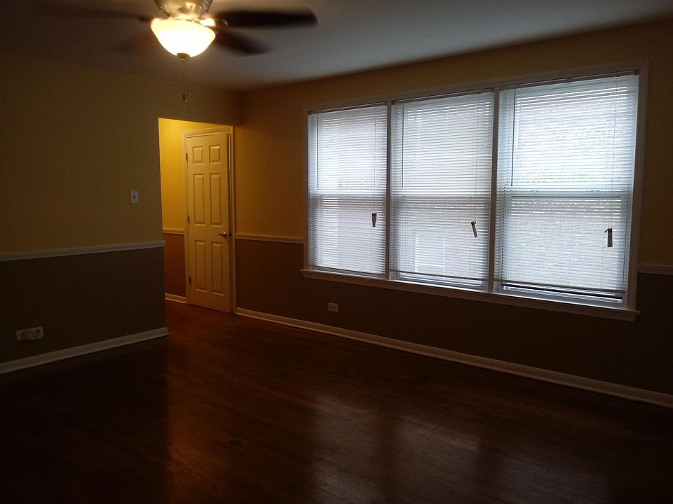 1st image of 7922 S Essex Ave #2