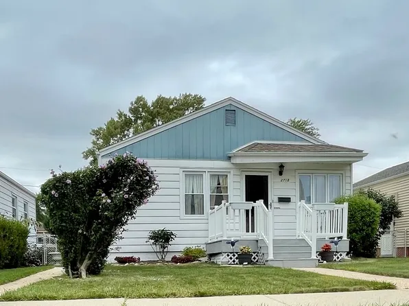 2718 122nd Pl, Blue Island, IL 60406