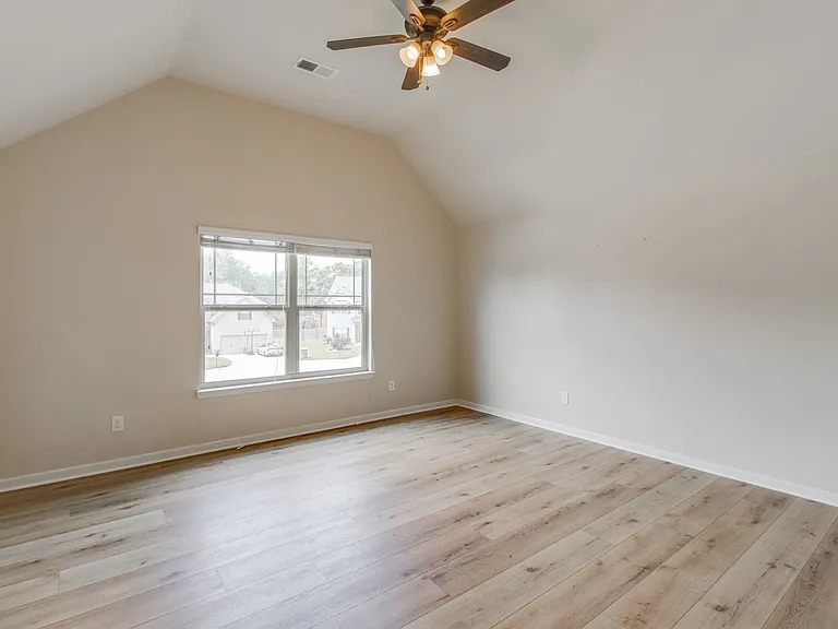 609 Angel Oak Ln — Photo 27