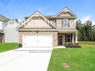 6731 Brooks Dr, Fairburn, GA 30213