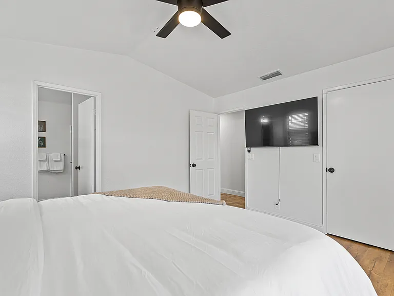 309 Hemphill Way — Photo 13