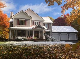 175 Forest Hills Dr, Marquette, MI 49855