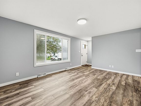 5th image of 56 Deerwood Ct SW