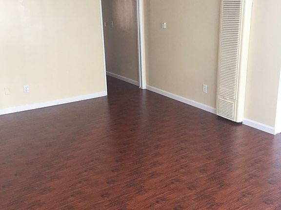4th image of 1424 Obispo Ave APT 5
