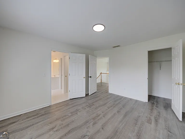 5795 Dovnick Dr — Photo 37