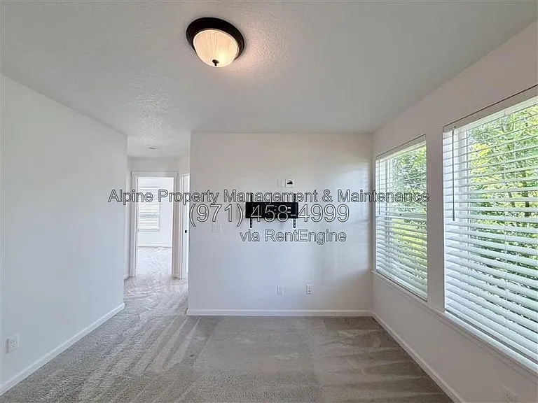 7226 SE Blanton St — Photo 22