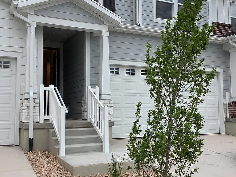 941 N Portman Way — Photo 1