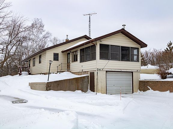 3rd image of 2925 State Highway 35