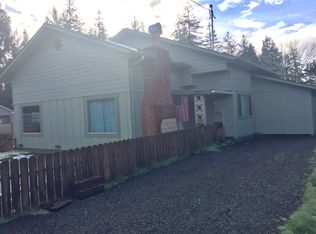 93696 Branch Ln, North Bend, OR 97459