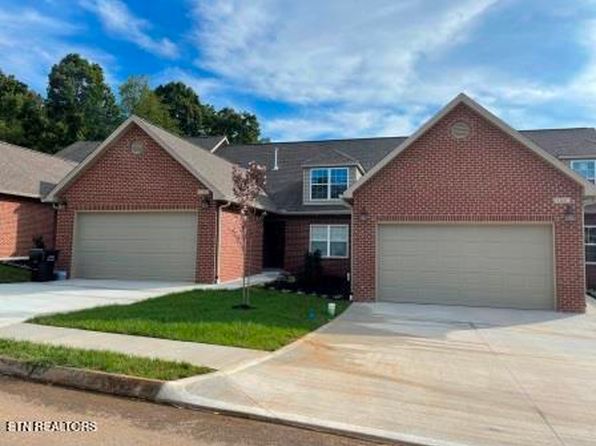 1162 Meadow Walk Ln #57, Lenoir City, TN 37772