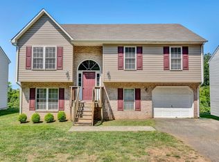 5072 Old Mountain Rd, Roanoke, VA 24019