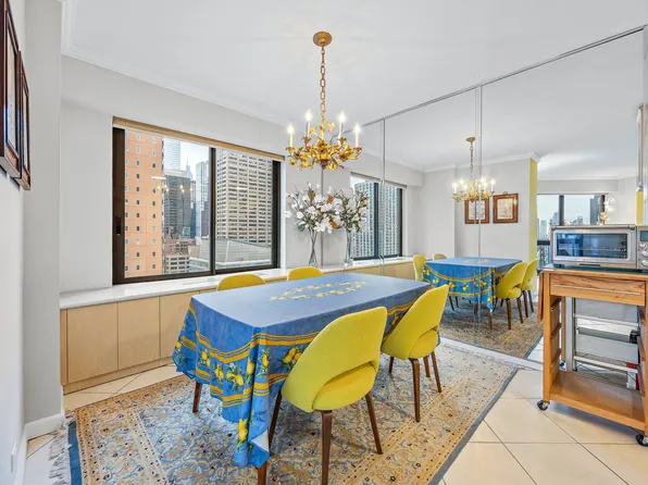 200 East 61st Street image 5 of 17