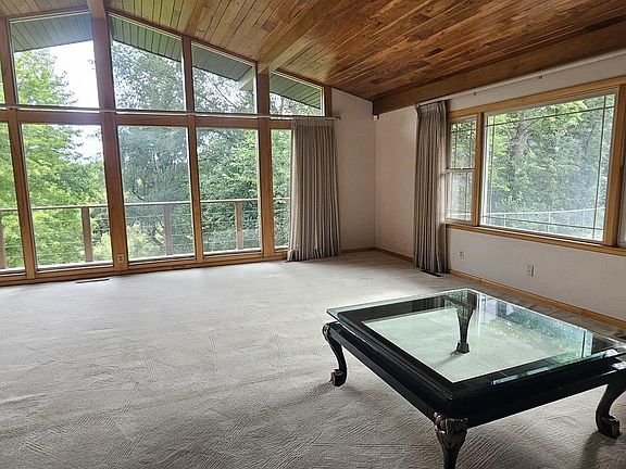 5th image of 76 Ridgeview Rd