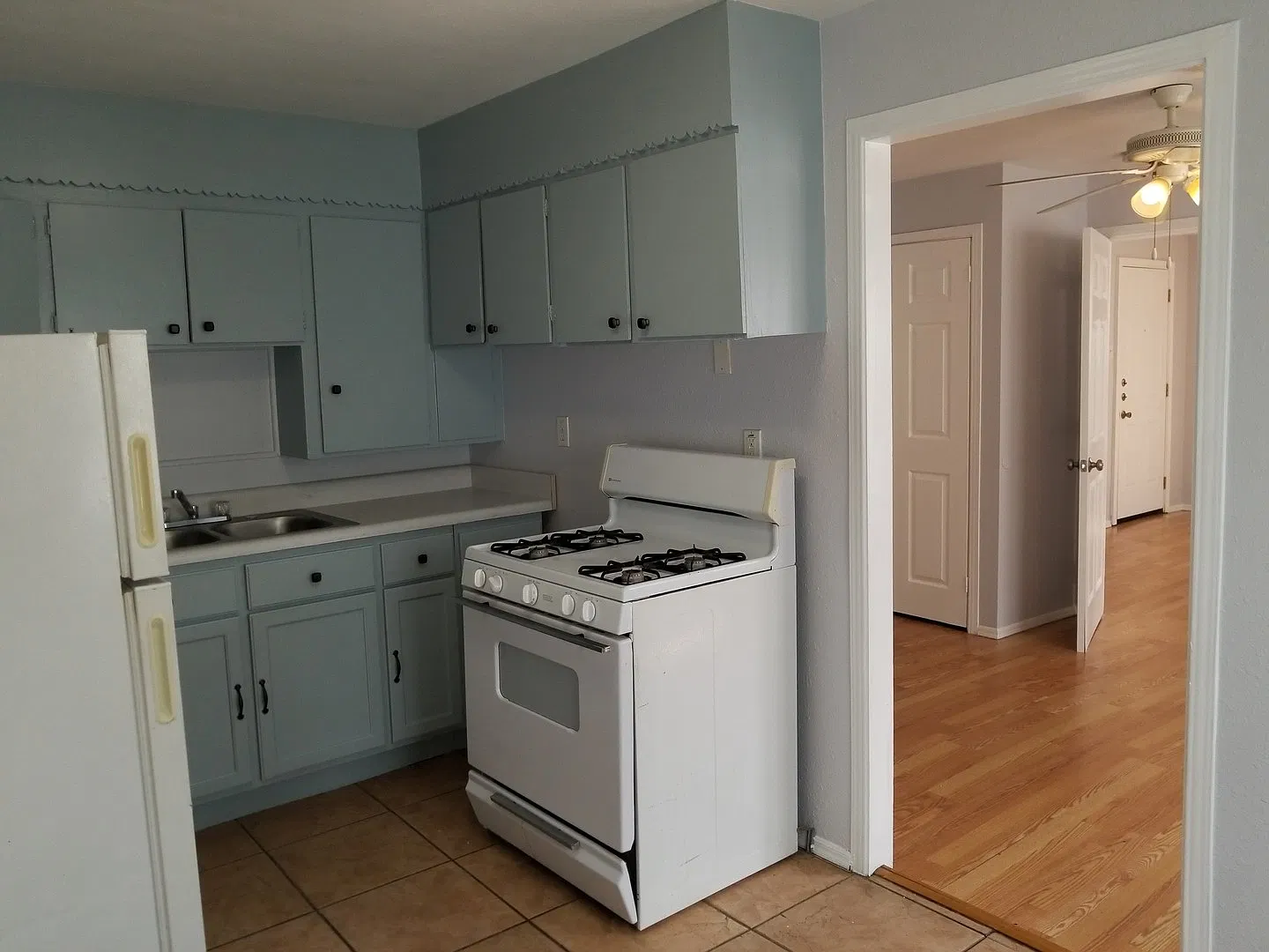317 Castillo Ave — Photo 3
