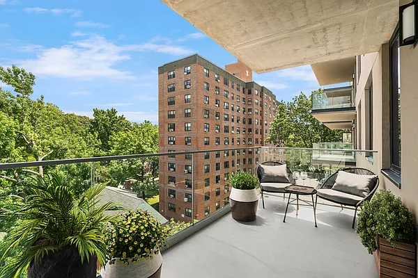 Rented by Compass | media 6