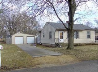 2208 Eggleston Rd, Rockford, IL 61108