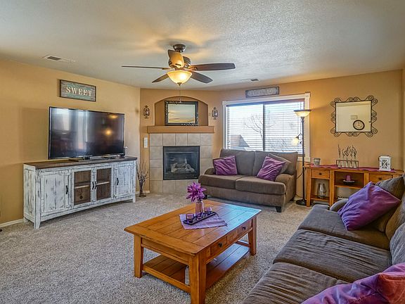 2nd image of 9909 Cerro Largo Pl NW