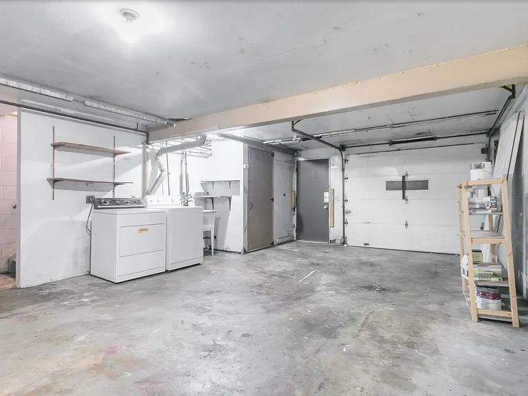 4708 Jenewein Rd — Photo 13
