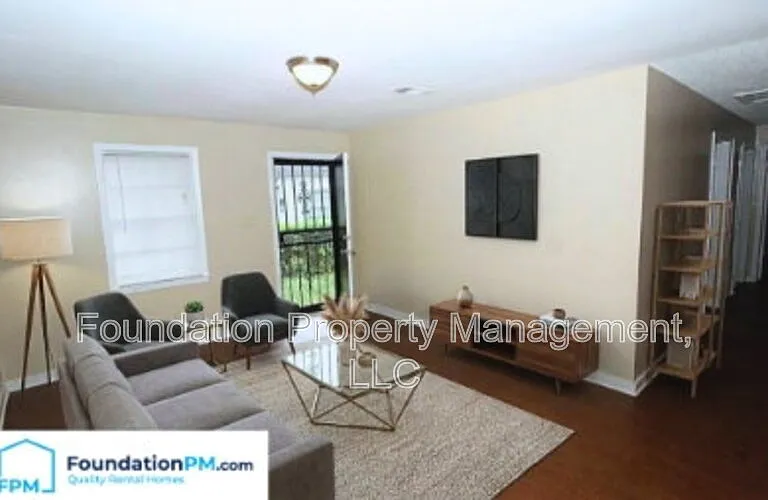732 Tampa Ave — Photo 10