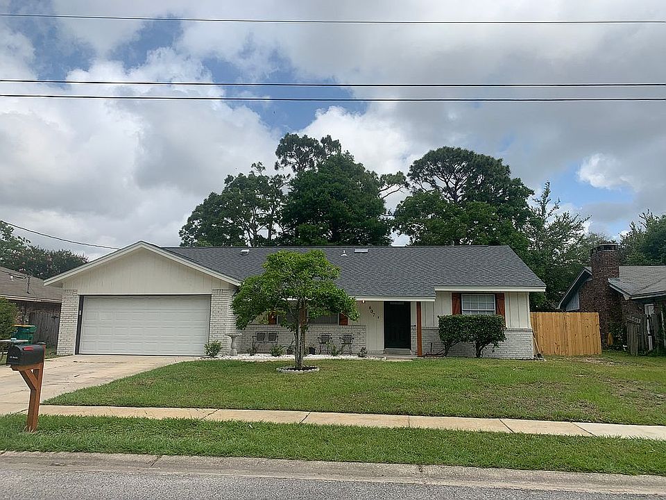 1st image of 607 Ironwood Dr