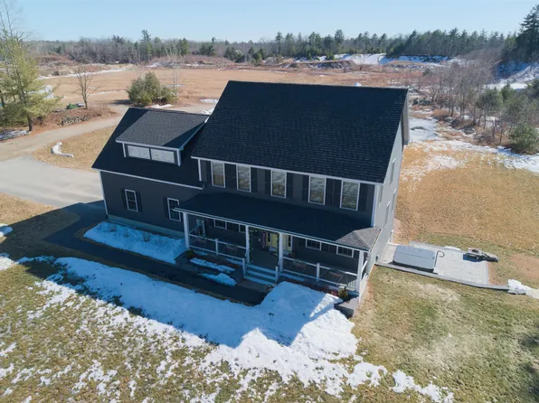 435 Wadleigh Falls Road, Newmarket, NH 03857