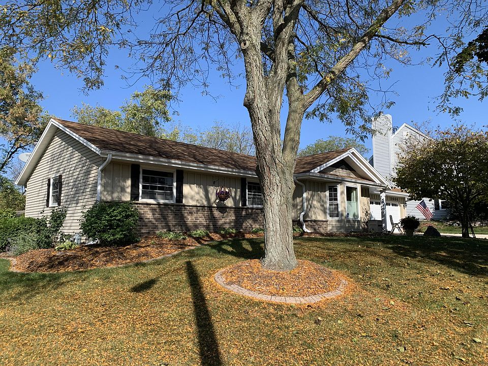 1st image of 2944 Willard Ln