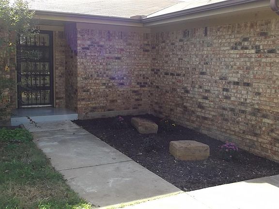 4th image of 1041 Jan Lee Dr