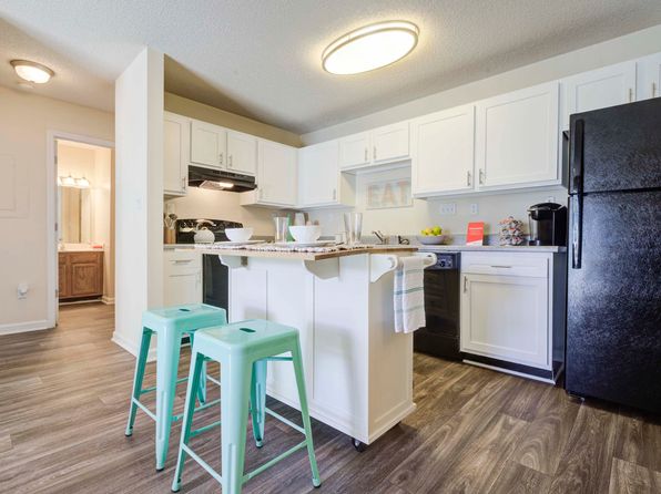 734 N Macmillan Ave #7343D