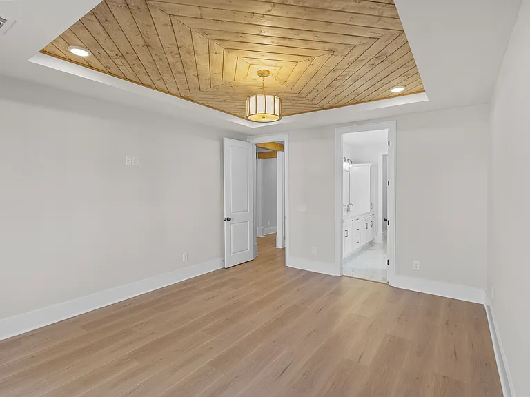 8081 Atlee Ct — Photo 24