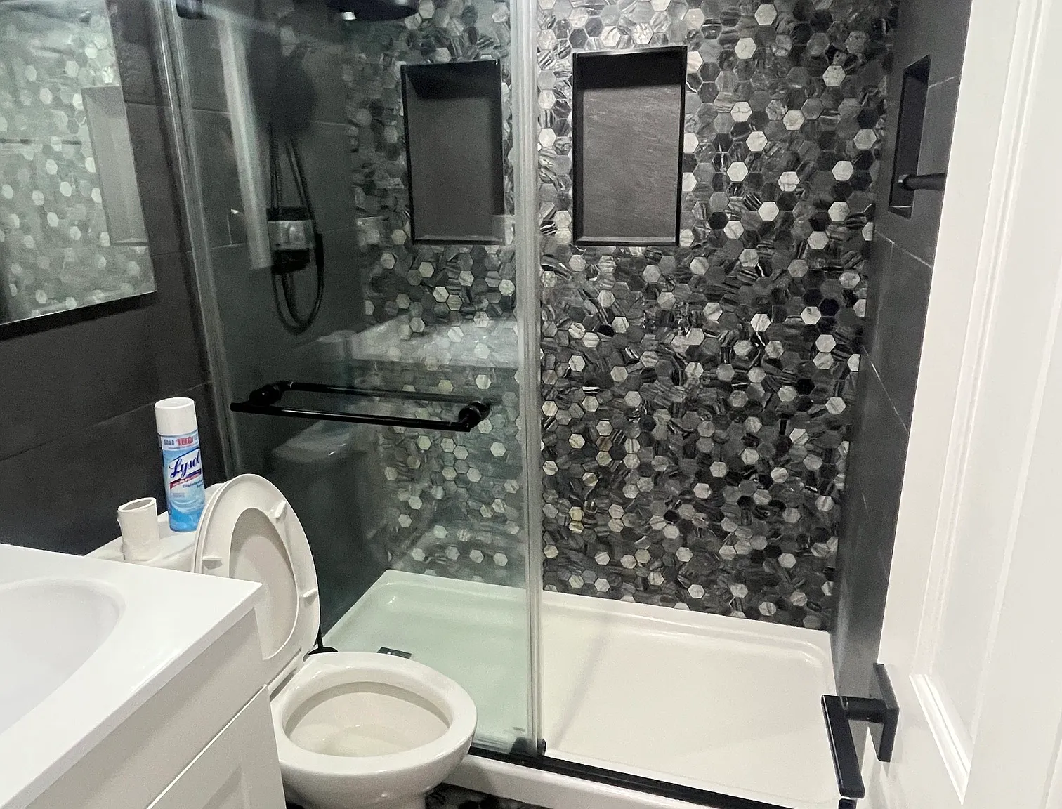 1 bed, $1,750 — Photo 4