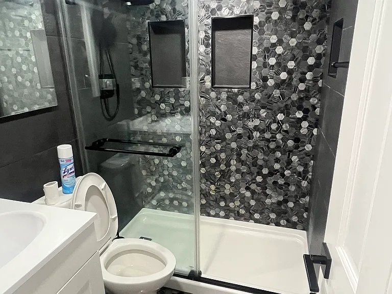 24 Darnell Ln #2 — Photo 4