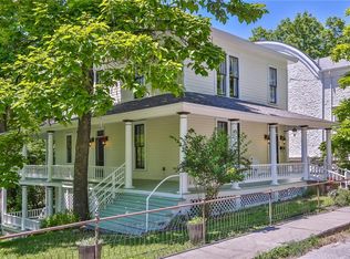 66 Mountain St, Eureka Springs, AR 72632
