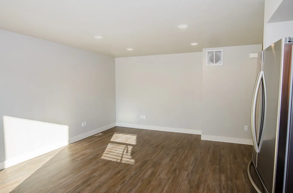 922 North Garfield Avenue, Unit A100 — Photo 4