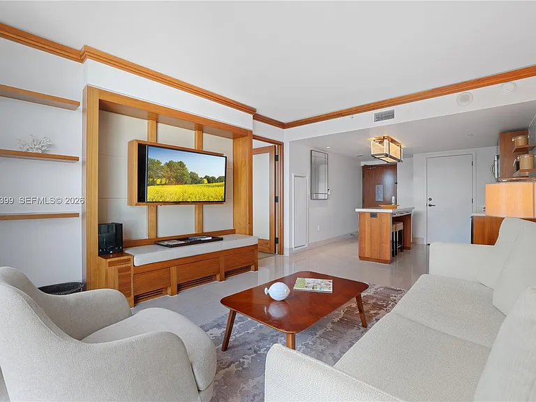 6801 Collins Ave #503 — Photo 11
