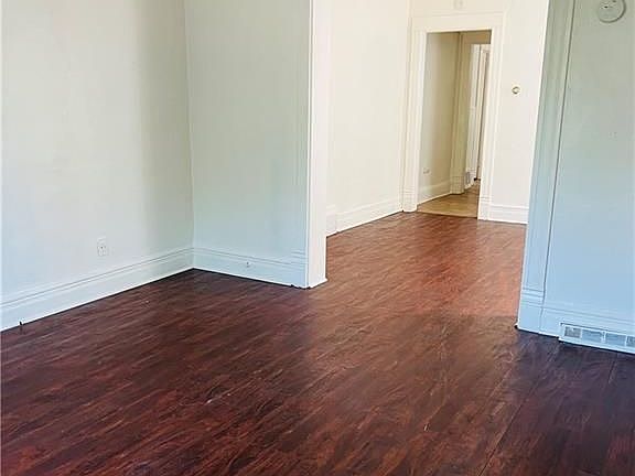 2nd image of 37 Abbottsford Pl