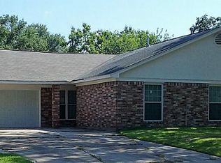 922 Beaver Bend Rd, Houston, TX 77088