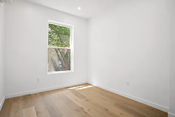 Rented by Douglas Elliman | media 8