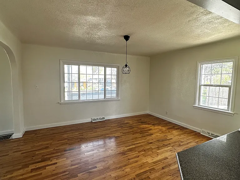 4747 S Acoma St — Photo 5