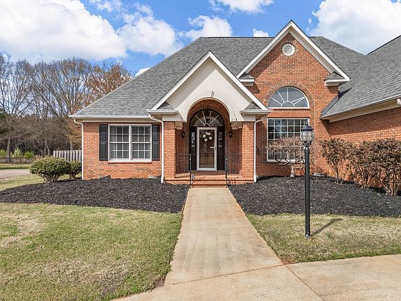 4th image of 324 Cottage Mill Run