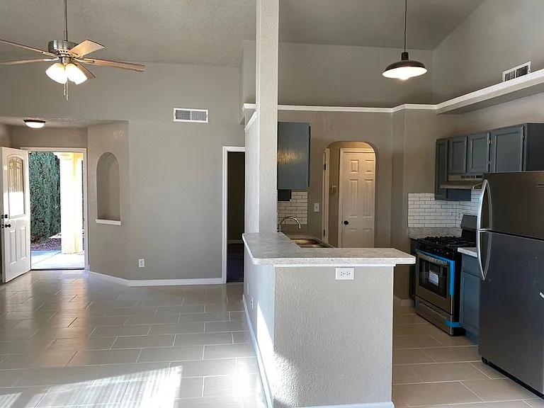 2914 Royal Knoll Dr — Photo 10
