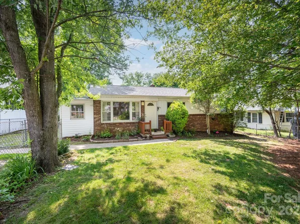 189 Onteora Blvd, Asheville, NC 28803