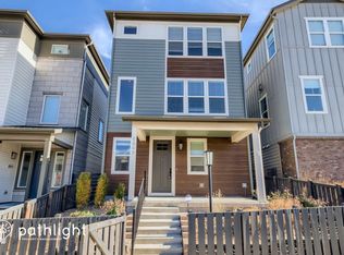 8849 Southurst St, Highlands Ranch, CO 80129