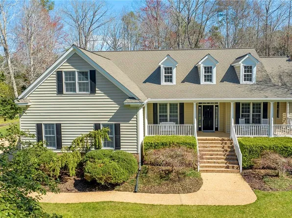 200 Skimino Landing Dr, Williamsburg, VA 23188