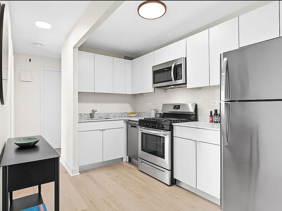 1st image of 1890 Lexington Ave APT 8E