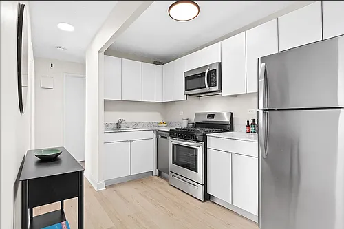 1890 Lexington Ave #8E Photo 1