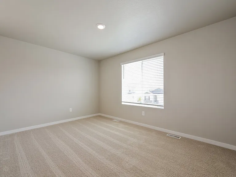 2155 Alyssa St — Photo 13