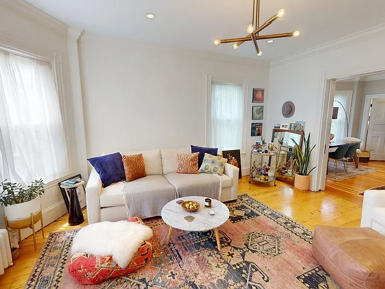 8 Walter St #1 — Photo 2