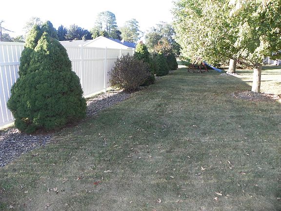 3rd image of 1025 E Hanson Dr Lot 112