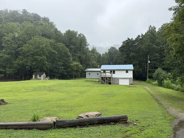 5924 Upper Johns Crk, Kimper, KY 41539